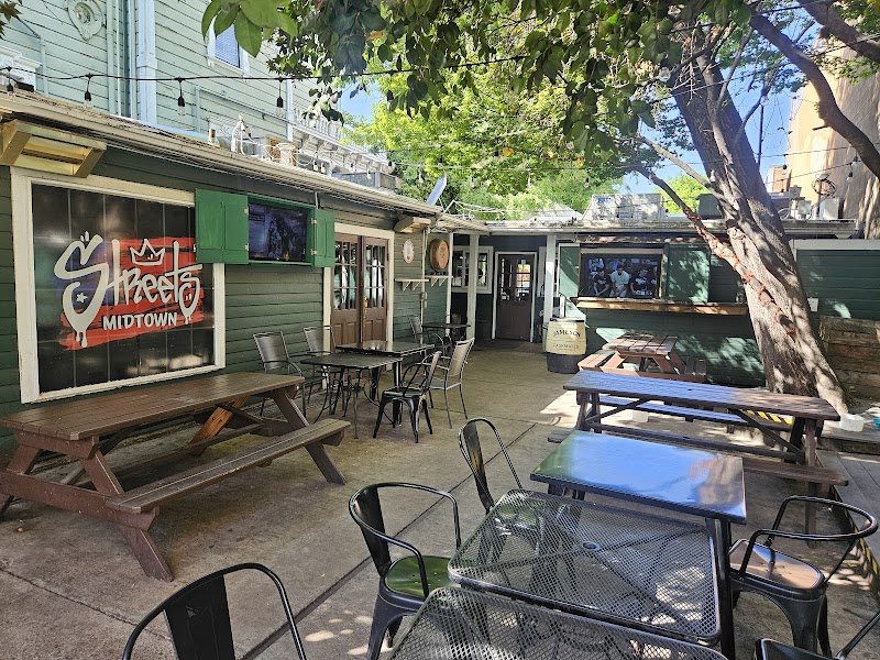 Streets Pub and Grub