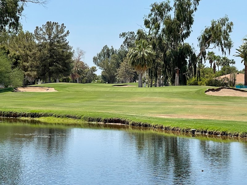 Club 425 at Golden Hills Golf Club