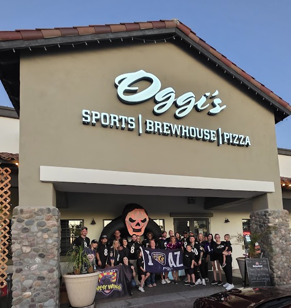 Oggi's Sports, Brewhouse & Pizza