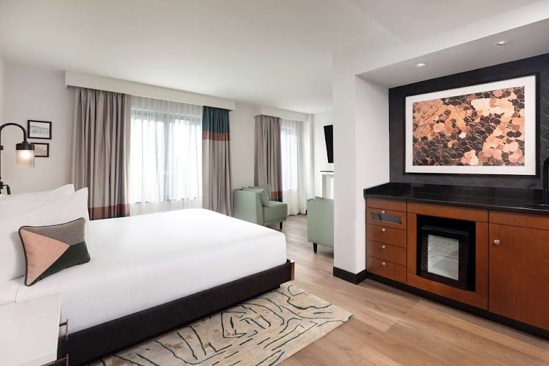 Penny Weight Hotel