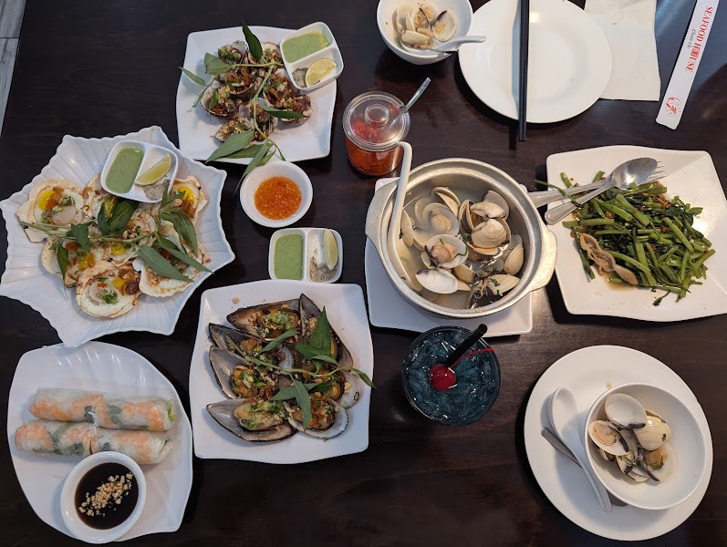 Seafood House Quan Oc