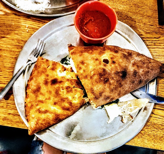 Frank's Pizza in Salem