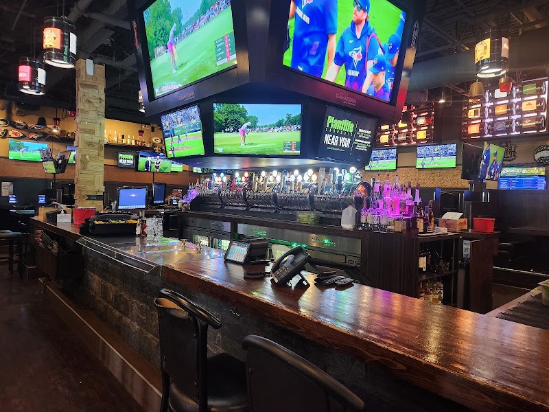 The Canadian Brewhouse - Mahogany