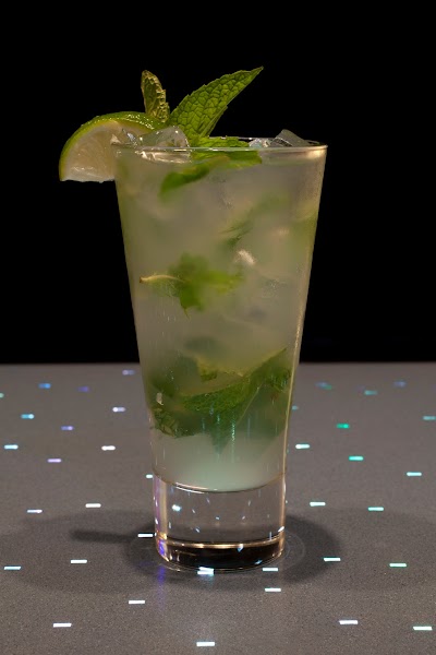 WXYZ Lounge at Aloft Hotel