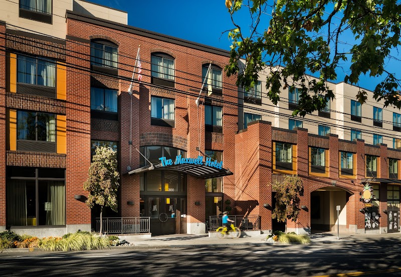 The Maxwell Hotel & Pineapple Bistro & Bar