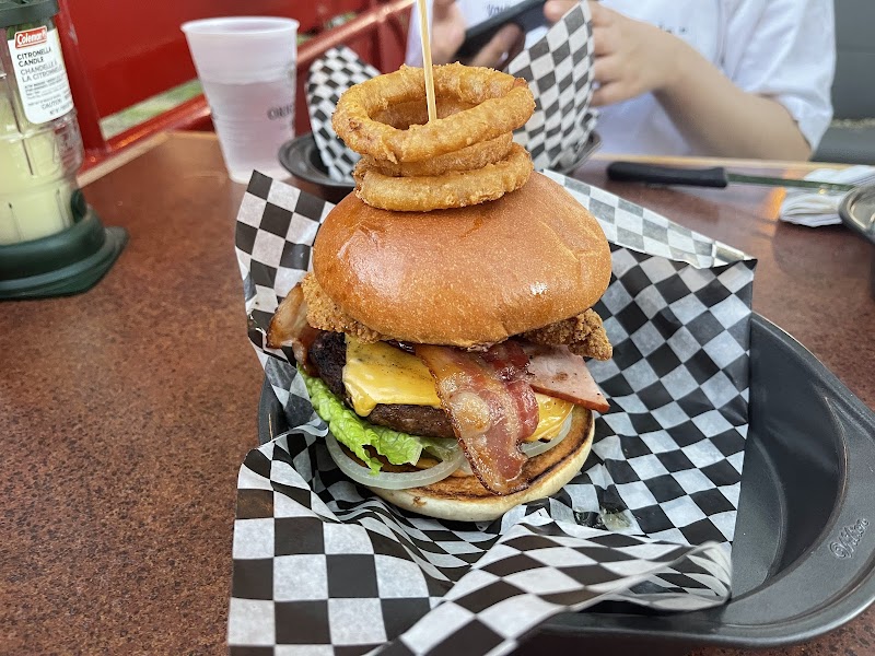 Big Mur's Tavern