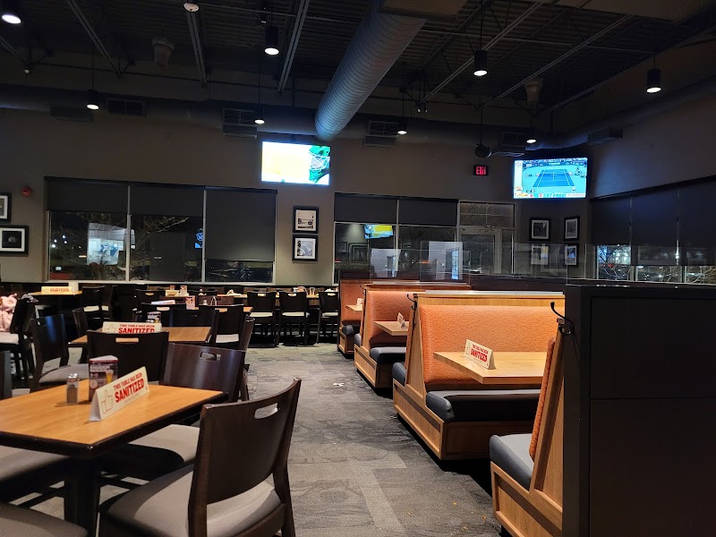 Boston Pizza Burlington South