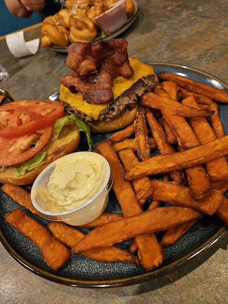 Freeman's Little New York Sackville