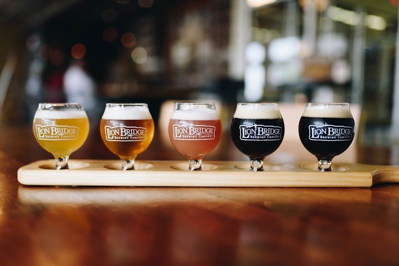 Lion Bridge Brewing Co & Ian's Pizza
