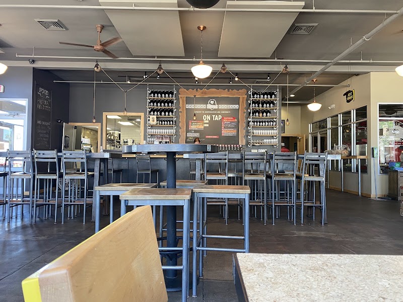 Lion Bridge Brewing Co & Ian's Pizza