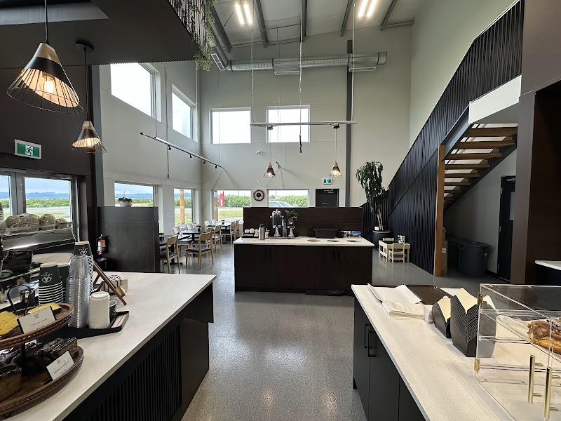 Adola Cafe
