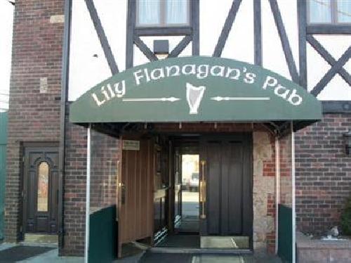6 of the Best Long Island Bars for Thanksgiving Eve 6 of the Best Long Island Bars for Thanksgiving Eve