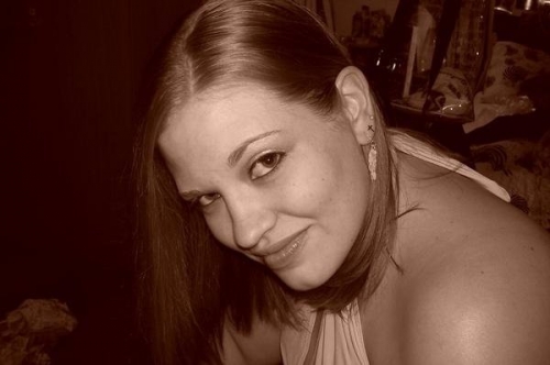Photo of a Yaymaker Host named Crystal Garrett #TeamHappyTrees