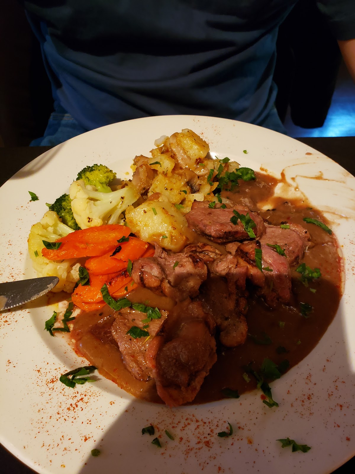 KCR Bar & Grill