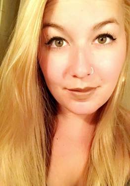 Yaymaker Host Holly Ryan located in Pittsburgh, Pennsylvania
