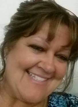 Yaymaker Host Renee Farris located in Peoria, IL