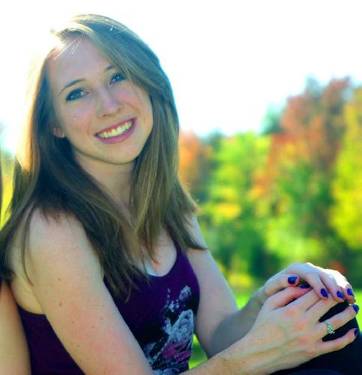 Yaymaker Host Lauren Shewhart #Teamsmall located in Columbus, OH