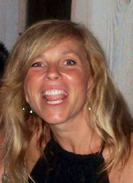 Yaymaker Host April Keough #TEAMLI