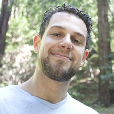 Yaymaker Host Jonathan Wolf located in Monterey, CA