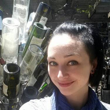 Yaymaker Host Bobbi Goff located in San Francisco, CA
