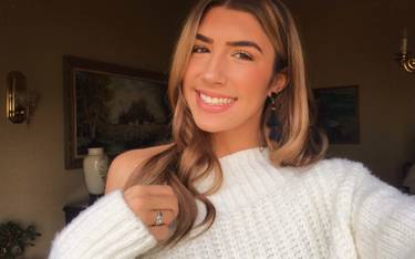 Yaymaker Host Kayla Maggos located in GRAYSLAKE, IL