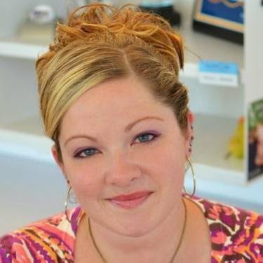 Yaymaker Host Nicole Jenkins located in Santa Clarita, CA