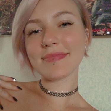 Yaymaker Host Caylee Nickell located in ORLANDO, FL
