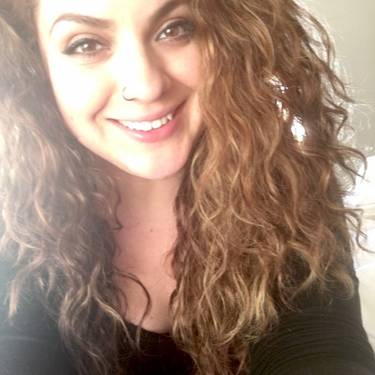 Yaymaker Host Ariana Gomez #TEAMCOPPLOE located in Seattle, WA