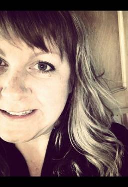 Yaymaker Host Carrie Wells located in Goldendale, WA