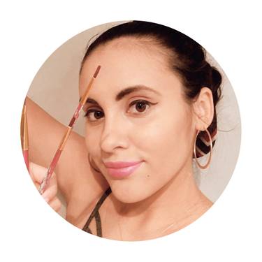 Yaymaker Host Jennifer Lucu located in Laval, QC