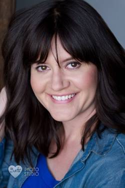 Yaymaker Host Madeline DeCourcey located in Grants Pass, OR