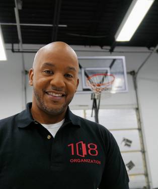 Yaymaker Host Troy Jones located in OWINGS MILLS, MD