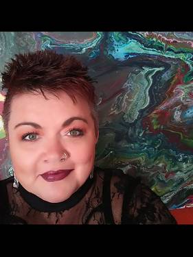 Yaymaker Host Kim Start located in Ingersoll, ON
