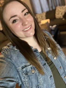 Yaymaker Host Stacey Kress located in Moline, Il