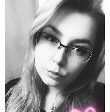 Yaymaker Host Viktoriya Chavdarova located in Whitby, ON