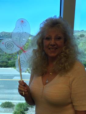 Yaymaker Host Tammy Roberts located in VALENCIA, CA