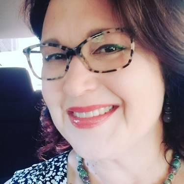 Yaymaker Host Diana Nuttman located in FRESNO, CA