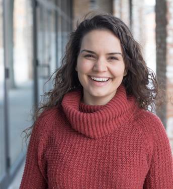 Yaymaker Host Molly Seifert located in OAK PARK, IL