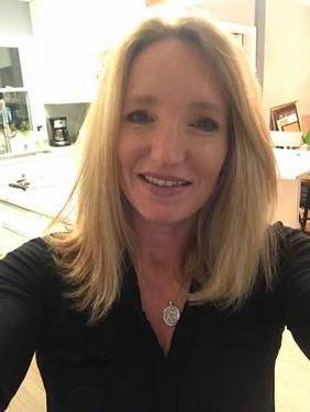 Yaymaker Host Katy Greenbauer located in VILLA PARK, IL