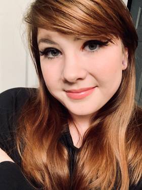Yaymaker Host Alicia Davidson located in HOPKINS, MN