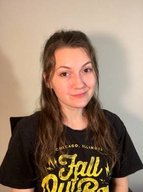 Yaymaker Host Alexia Filipopoulos
