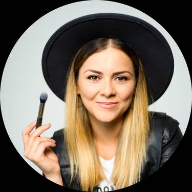Yaymaker Host Maria Anderson located in LOS ANGELES, CA