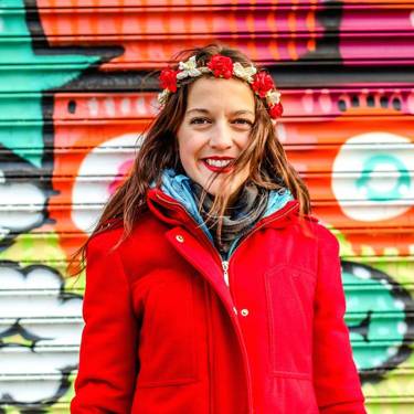 Yaymaker Host Jessica Festa located in FARMINGVILLE, NY