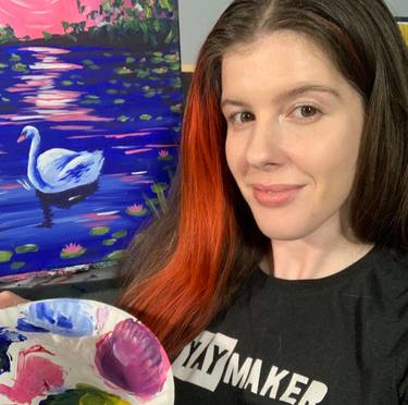 Yaymaker Host Lindsey Sniffin located in West Hartford, CT