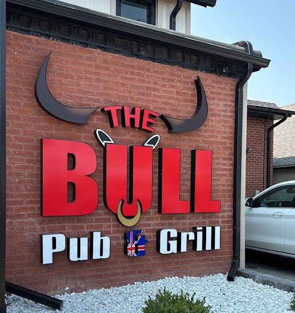  The Bull Pub & Grill