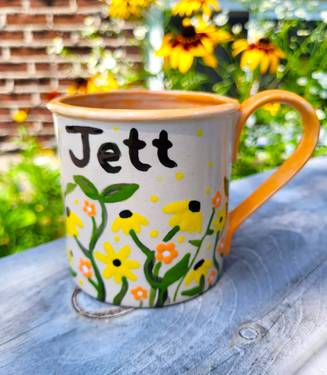 Customizable Name Wildflower Tea Mug - Paint and sip event at Loulou Céramique in Montreal, QC - PaintNite.com