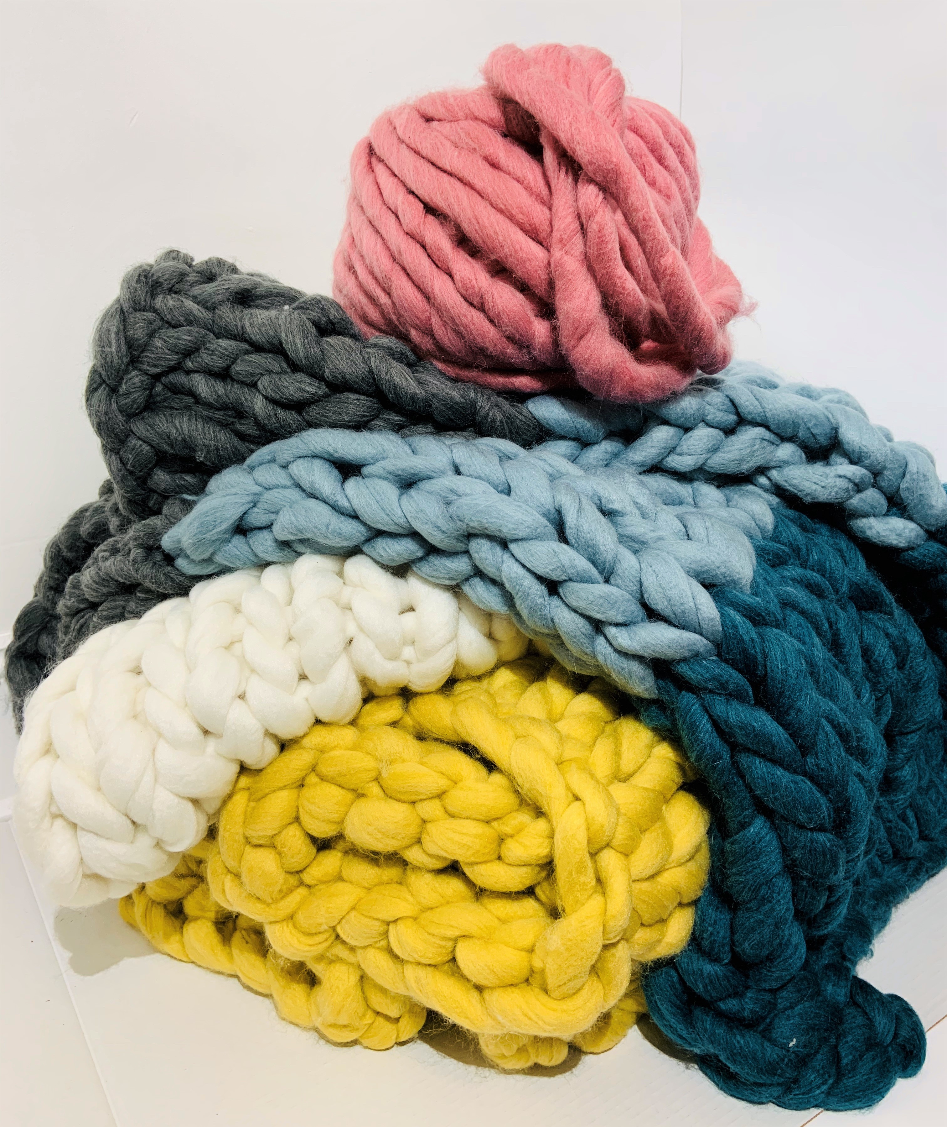 A Multi Colour Chunky Blanket II experience project by Yaymaker
