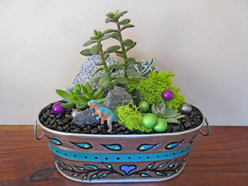 A Paint and Plant Succulent Terrarium in Tin Planter plant nite project by Yaymaker
