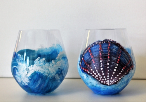A Ocean Breeze Stemless Wine Glasses paint nite project by Yaymaker