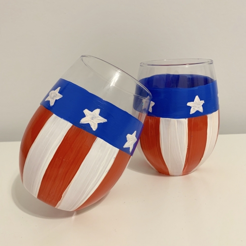 A Stars and Stripes Stemless Wine Glasses paint nite project by Yaymaker
